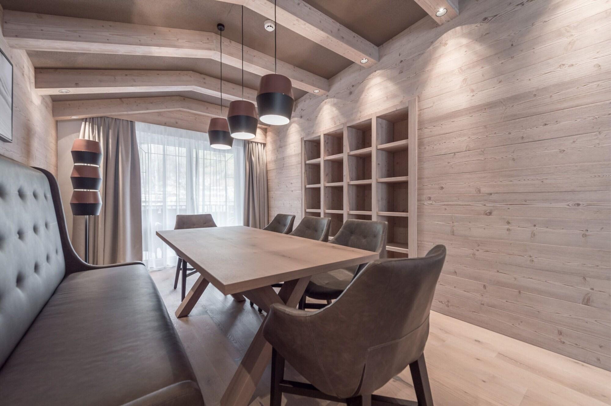 Hotel Castello Chalets&residences 4*